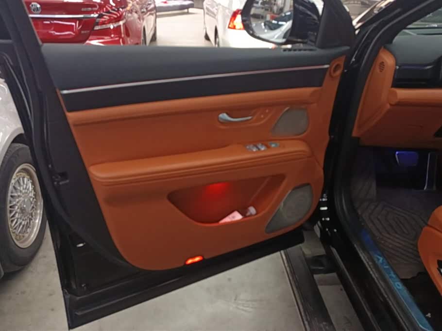 AITO Ask the world M7