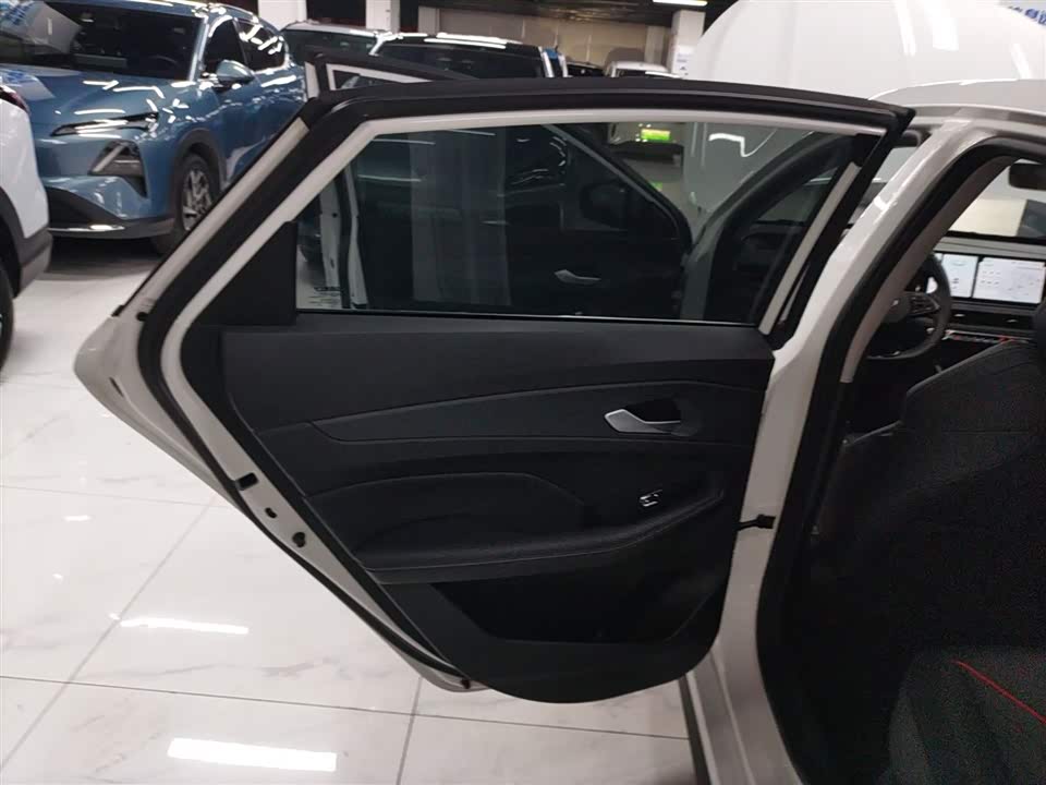 Geely Binrui Geely Binrui