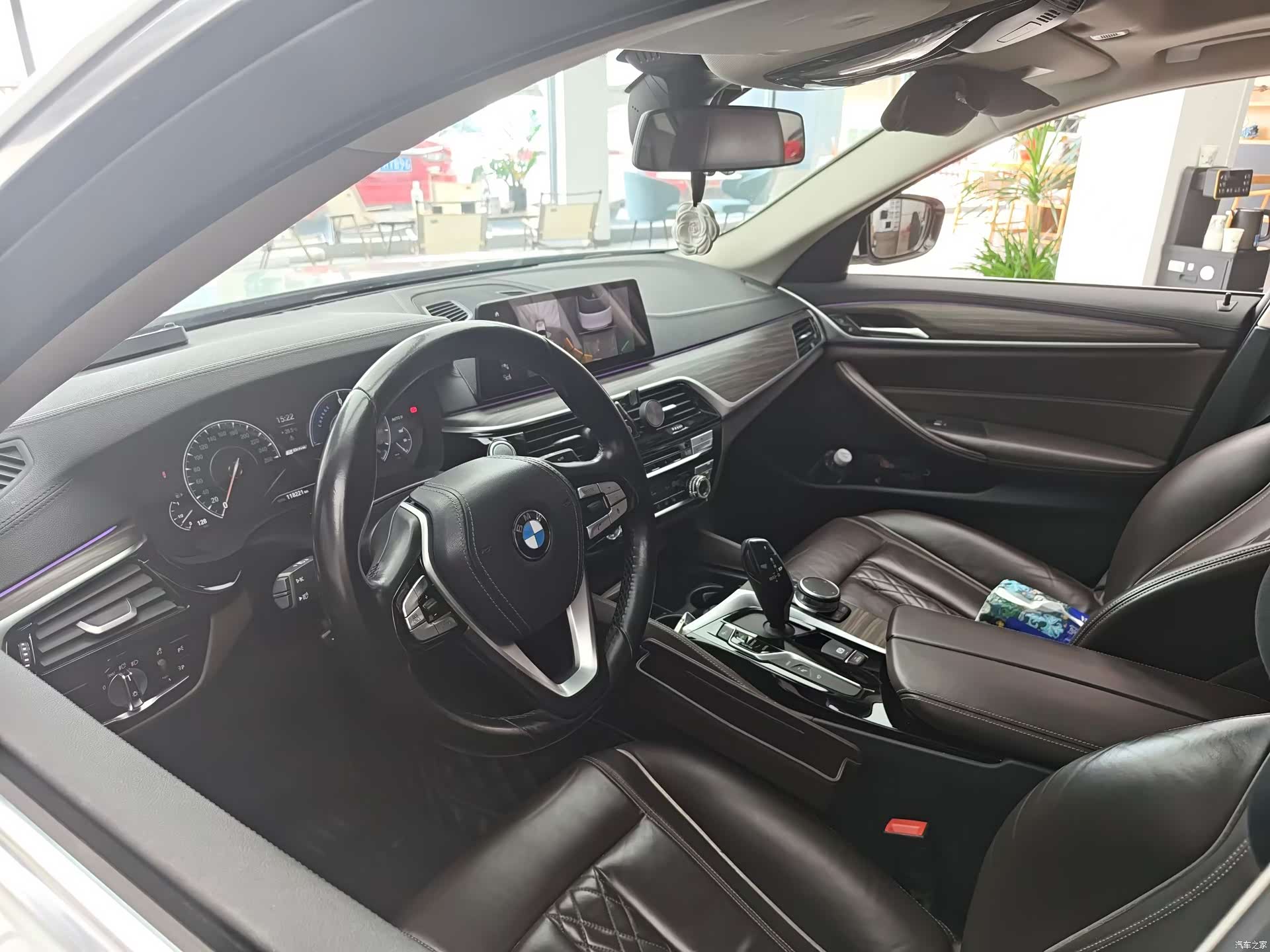 BMW 5 Series, 2019 все фото