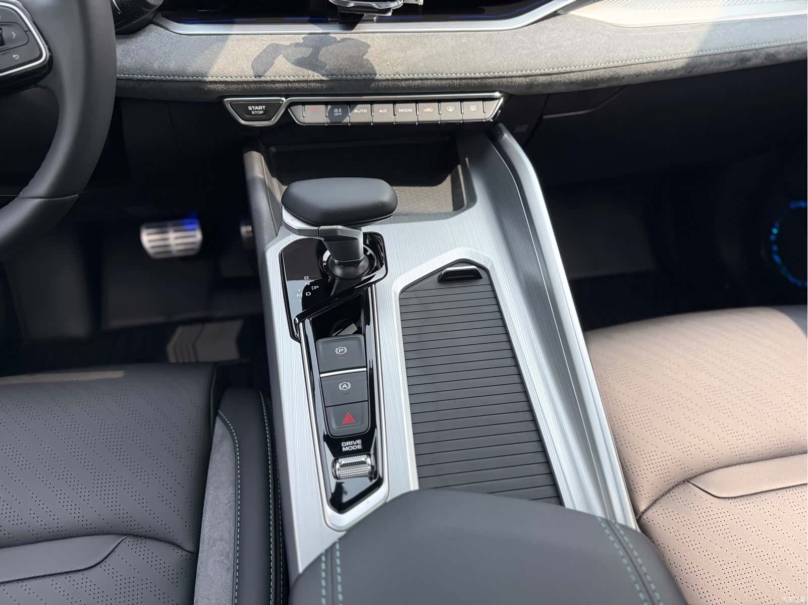 Geely Preface, 2023 13