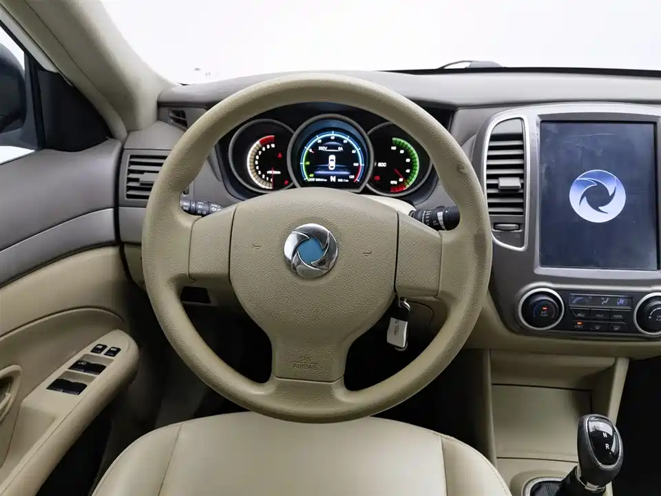 Dongfeng Junfeng E11K