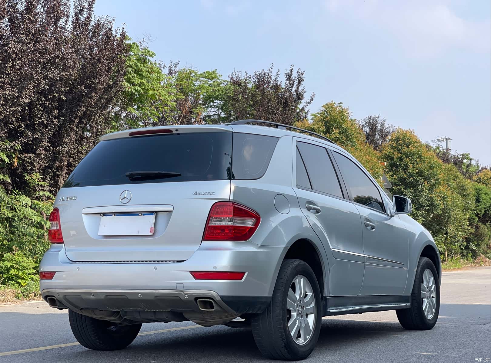 Mercedes-Benz M-Class, 2011 7