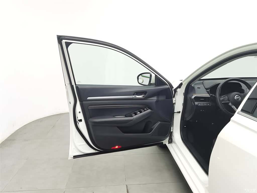 Nissan Teana, 2022 8