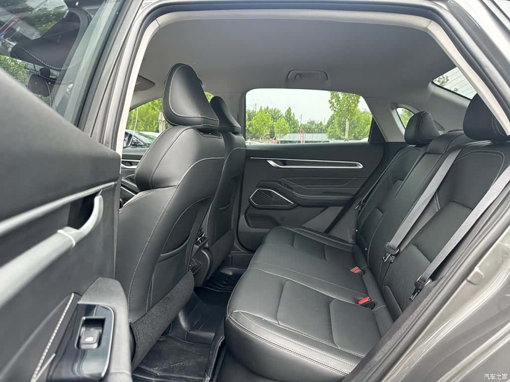 Geely Emgrand, 2024 10