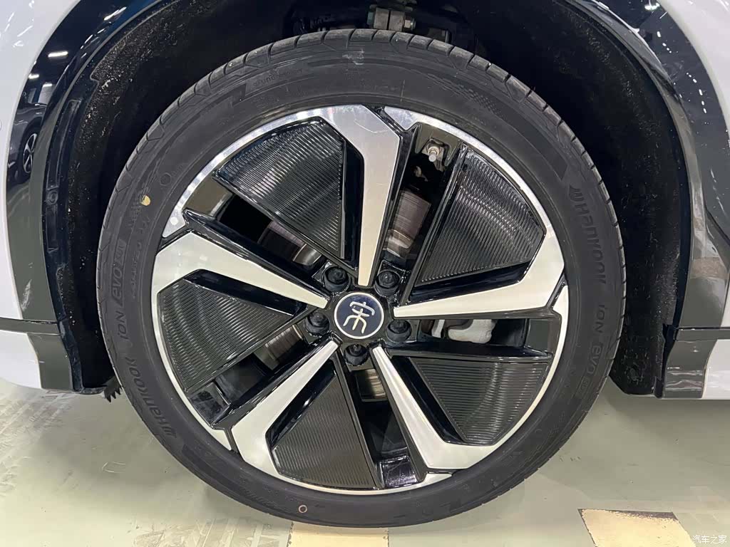 BYD Song, 2025 22