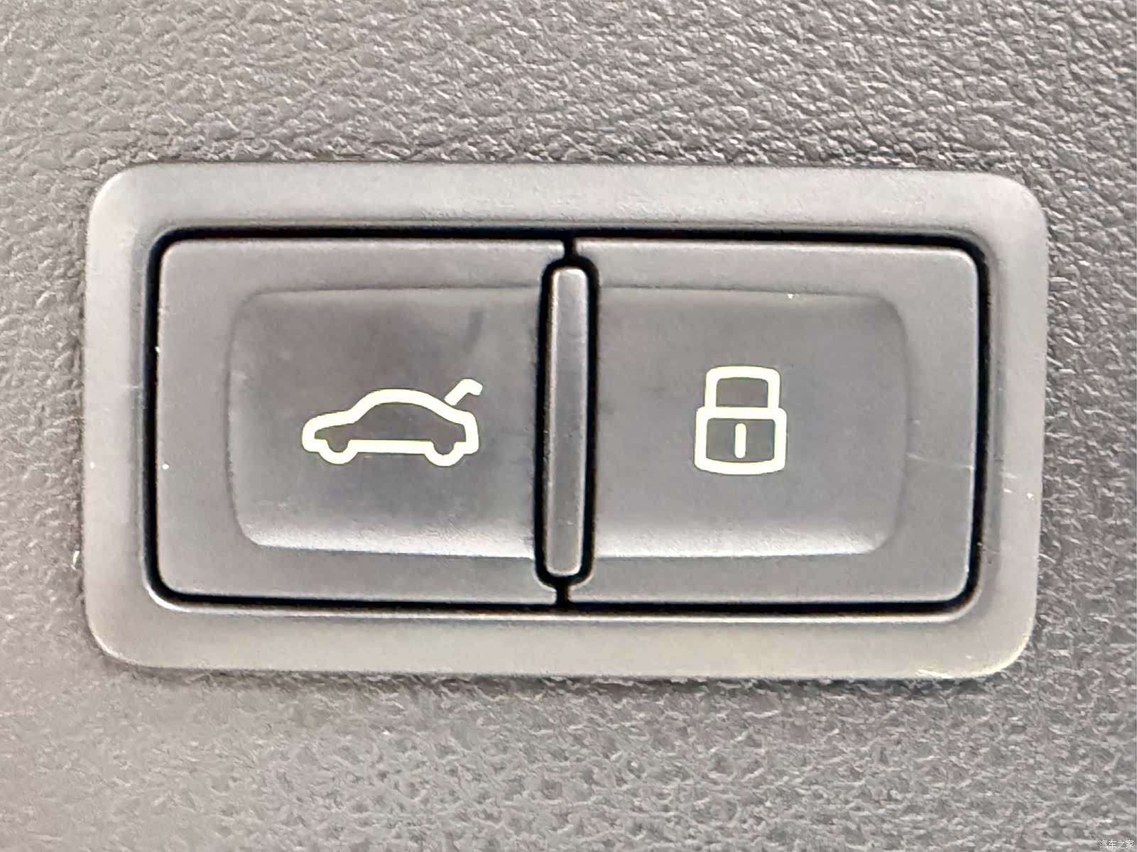 Audi Q2L, 2022 22
