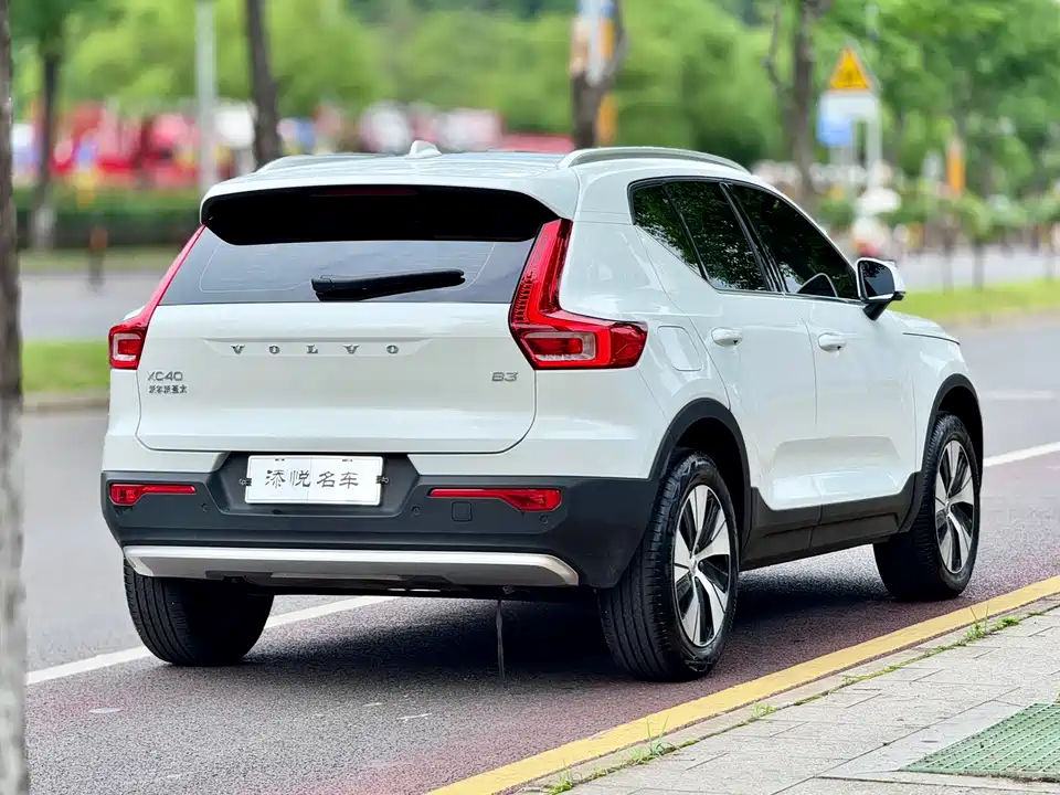 Volvo XC40