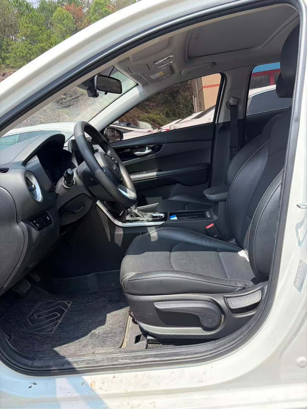 Kia K3, 2022 3