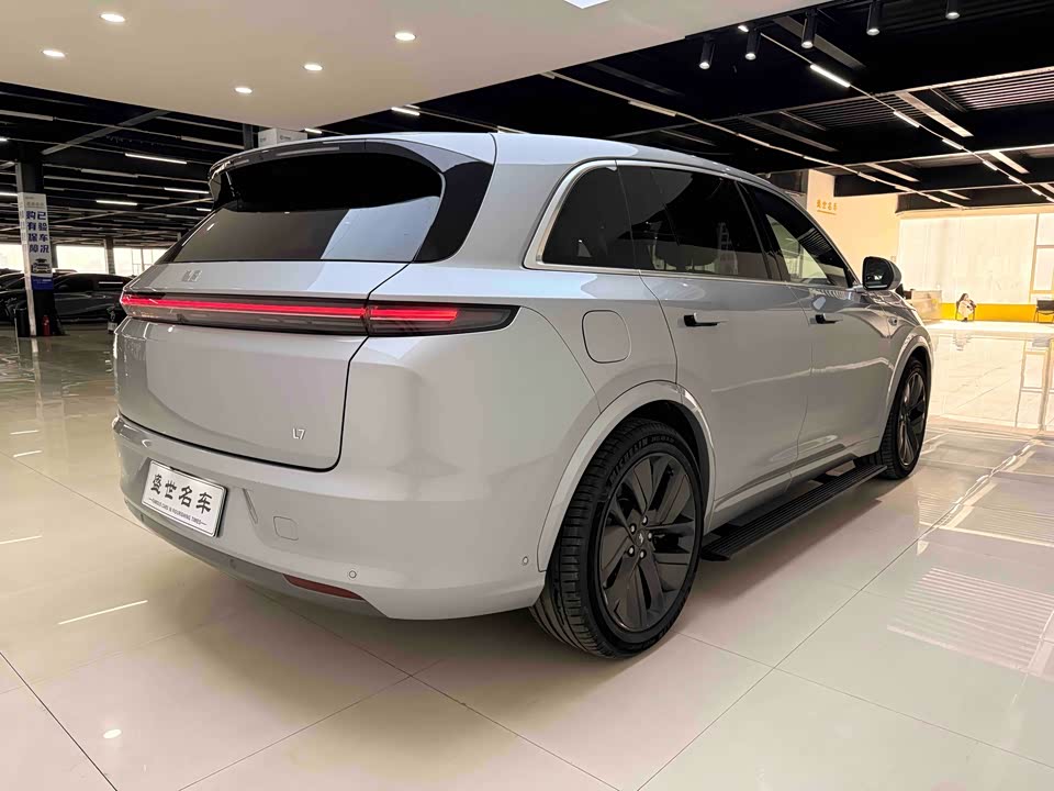 Li Auto Ideal L7