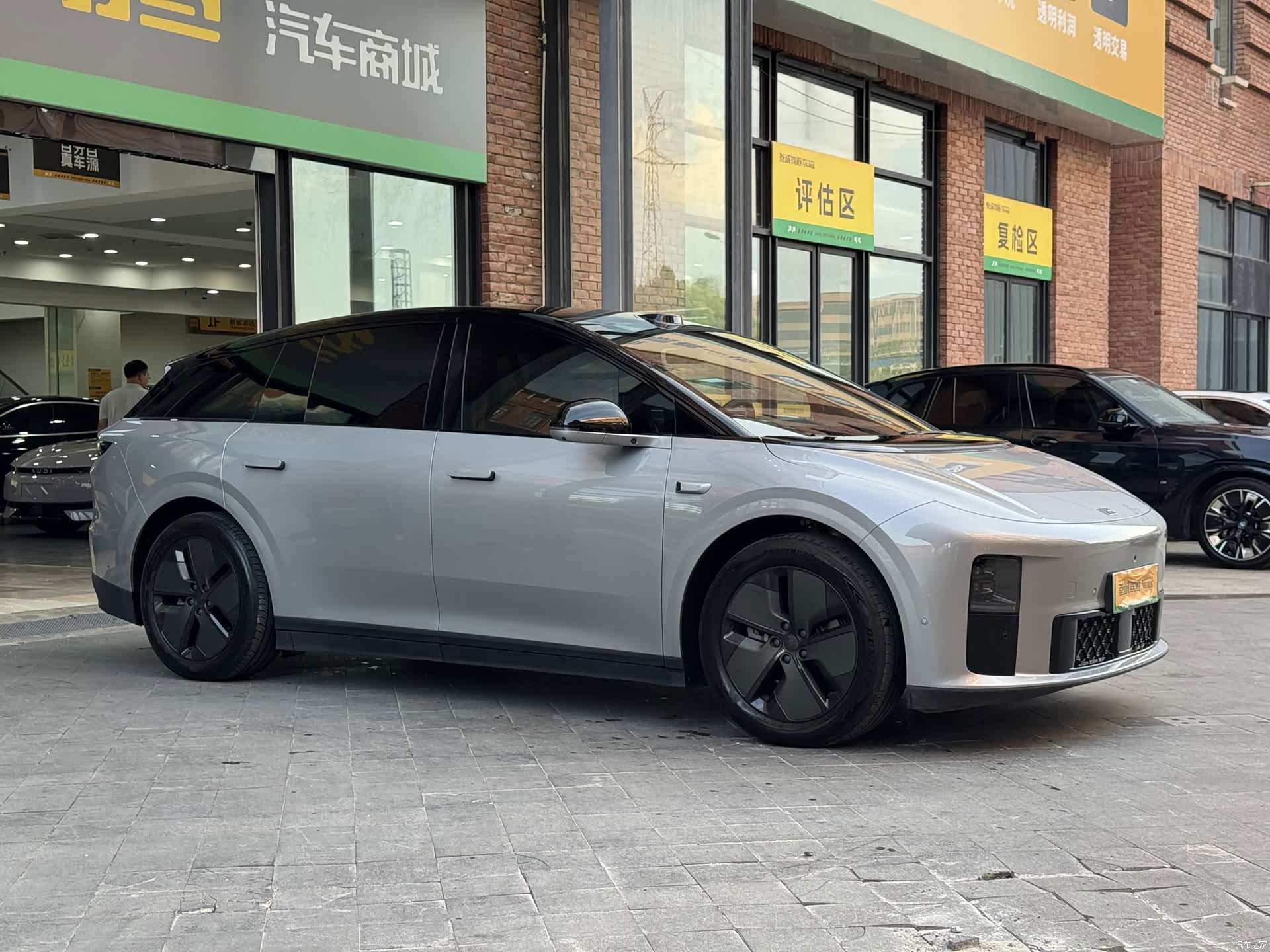 Li Auto i6, 2025 2