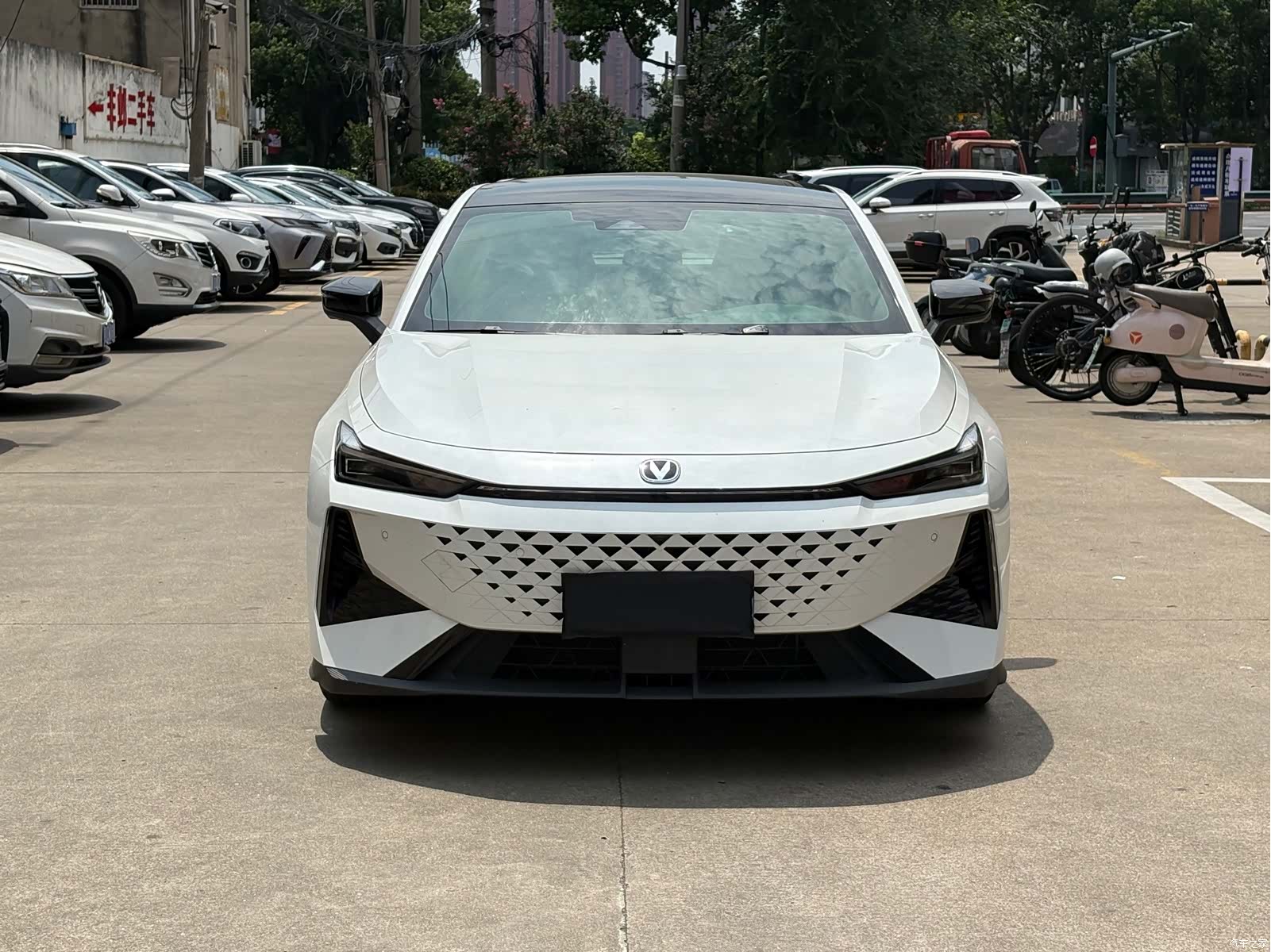 Changan UNI-V, 2024 2
