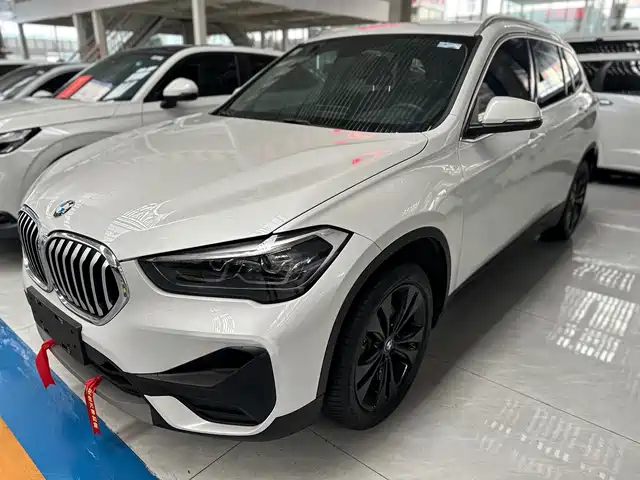 BMW X1 2021 — купить из Китая под заказ