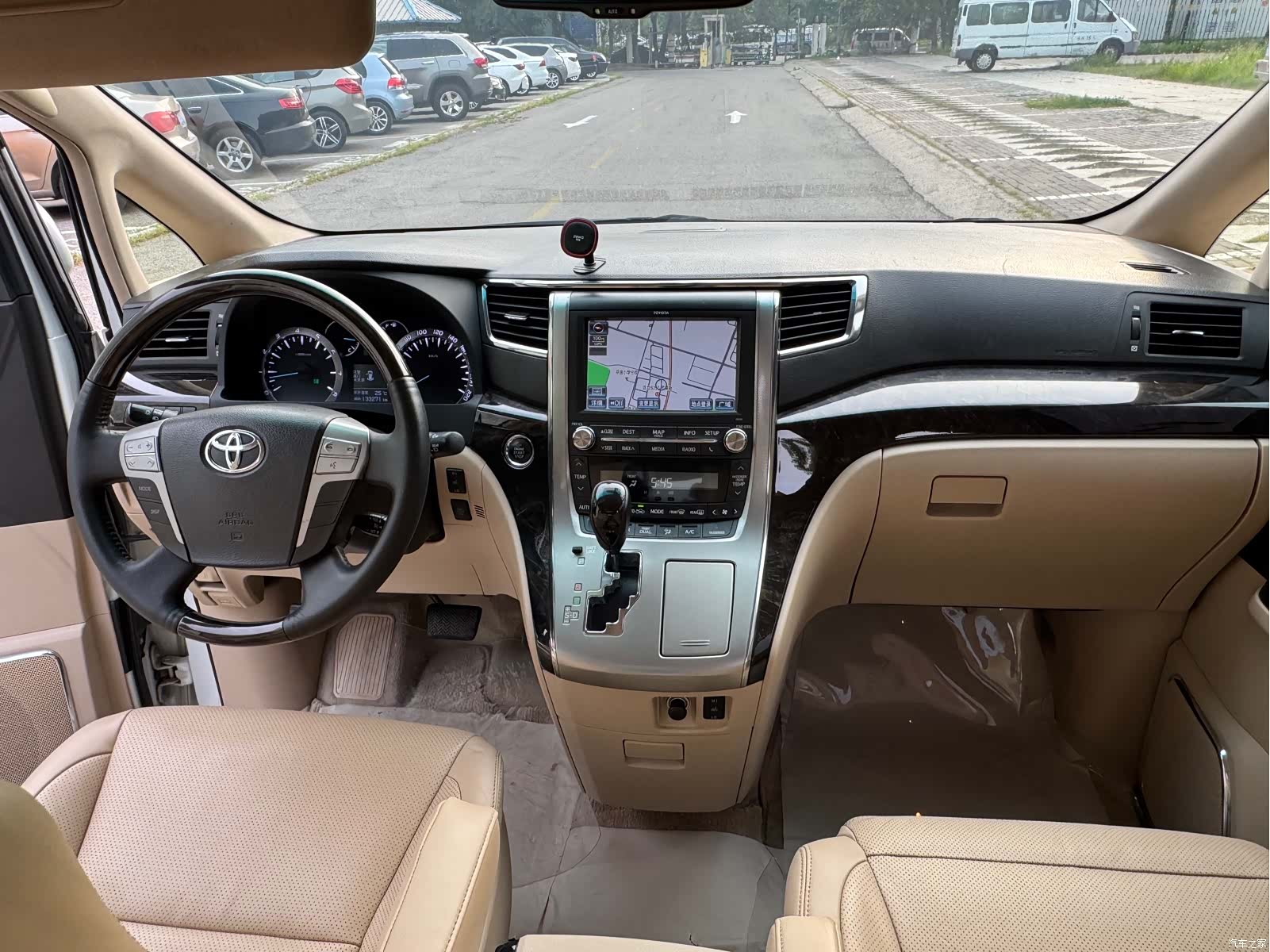 Toyota Alphard, 2012 18
