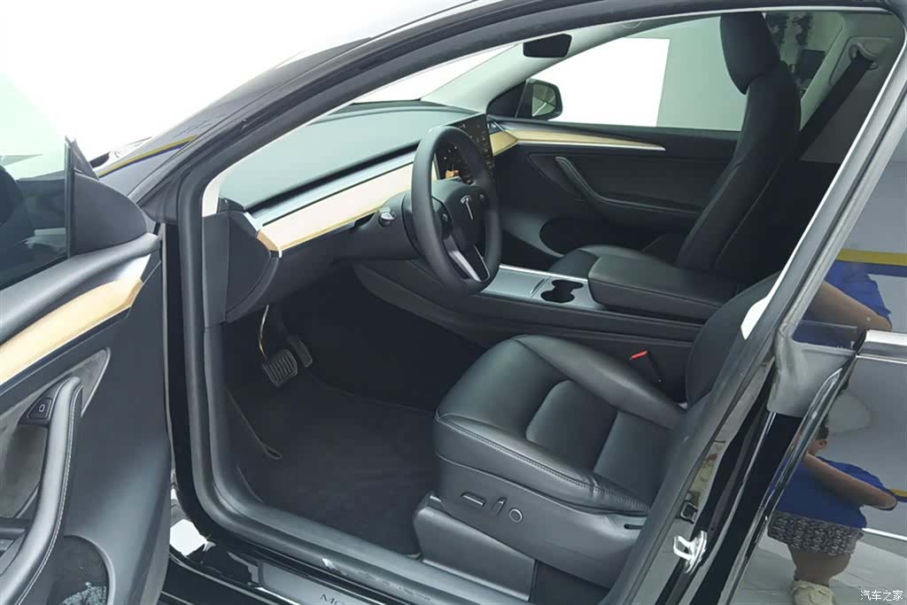 Tesla Model Y, 2022 9