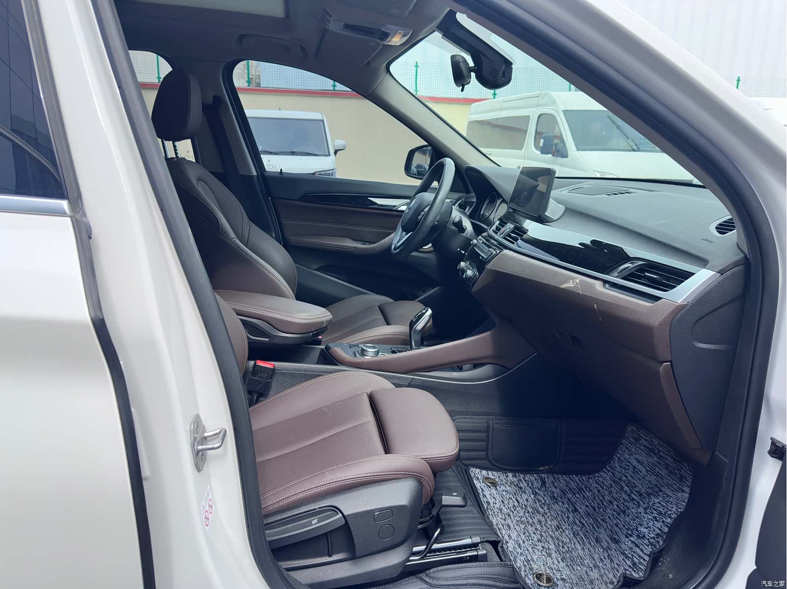 BMW X1, 2023 12