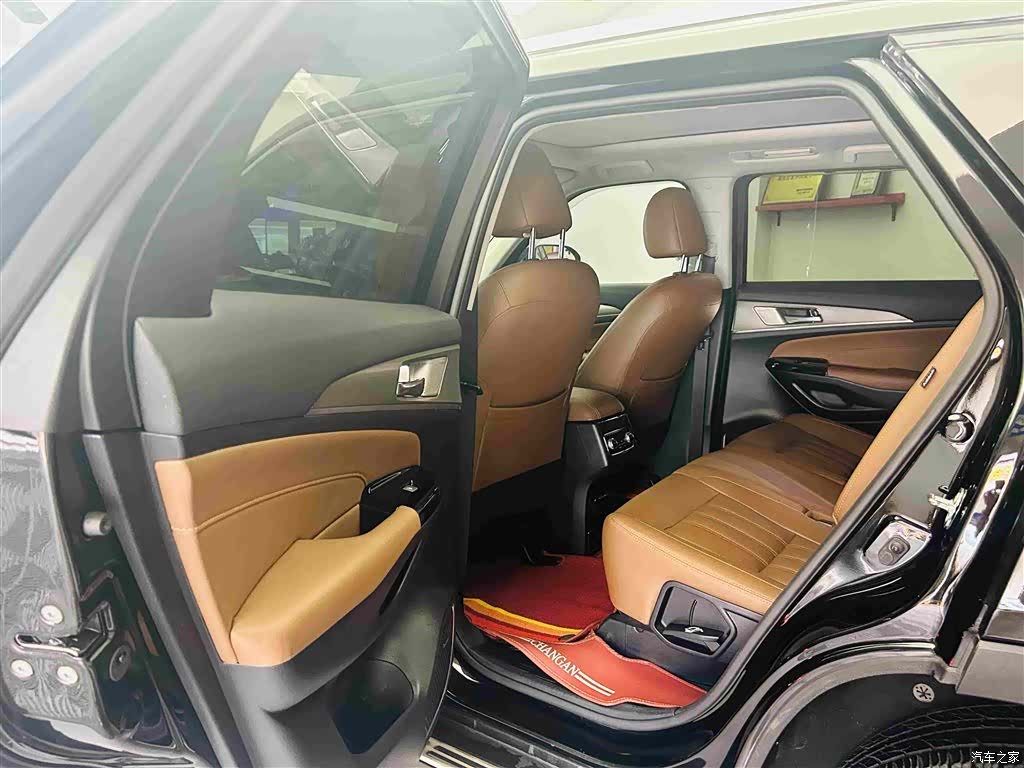 Changan CS95, 2018 23