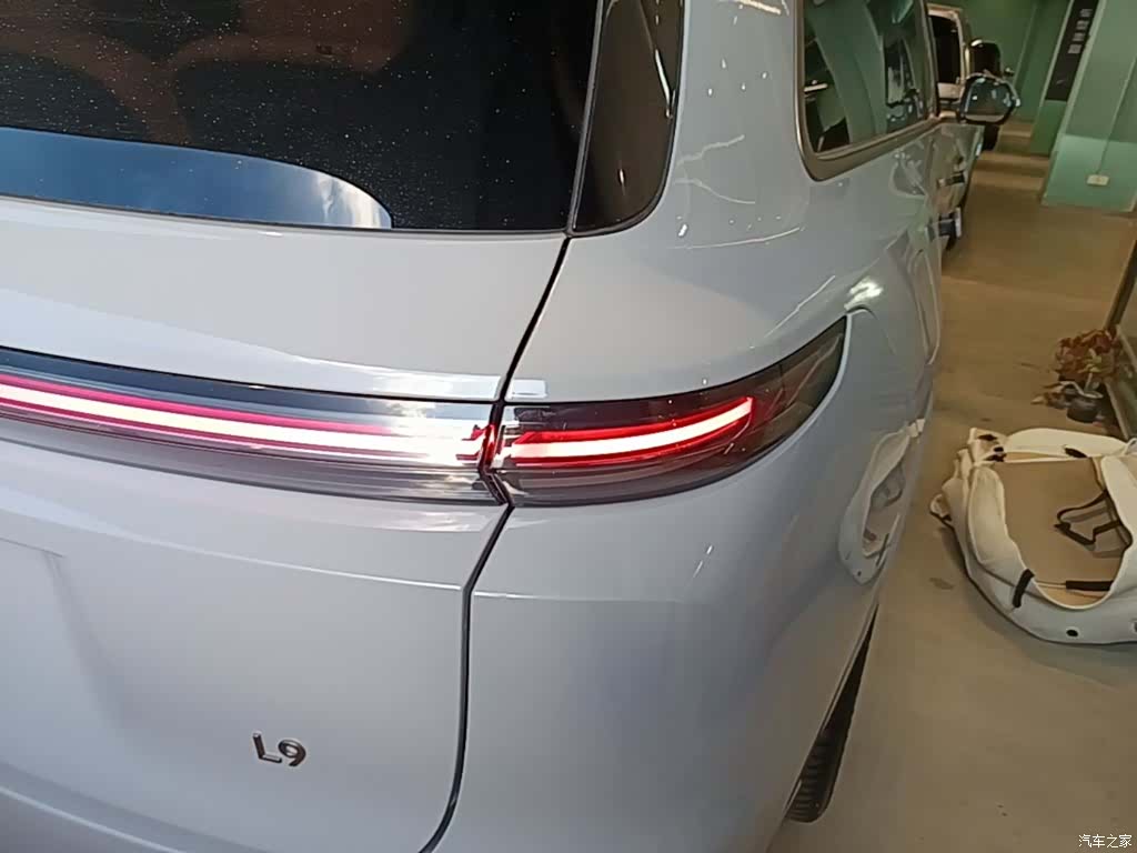 Li Auto L9, 2025 8