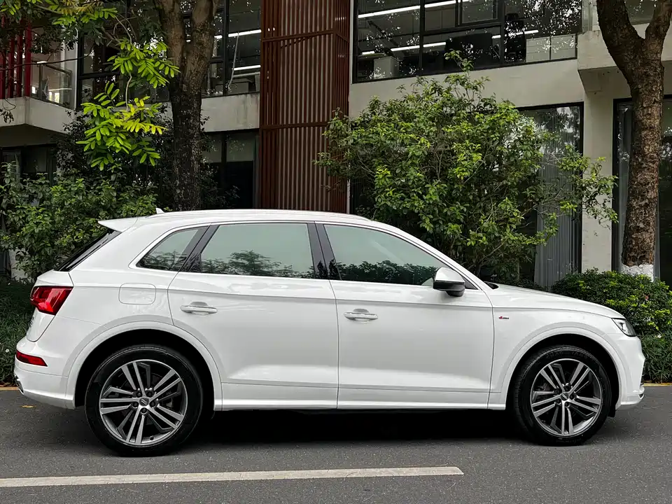 Audi Q5L