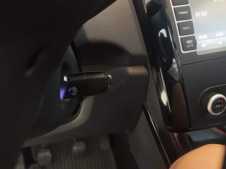 BAIC Huansu S3 2016 1.5L МКПП Люкс guo V