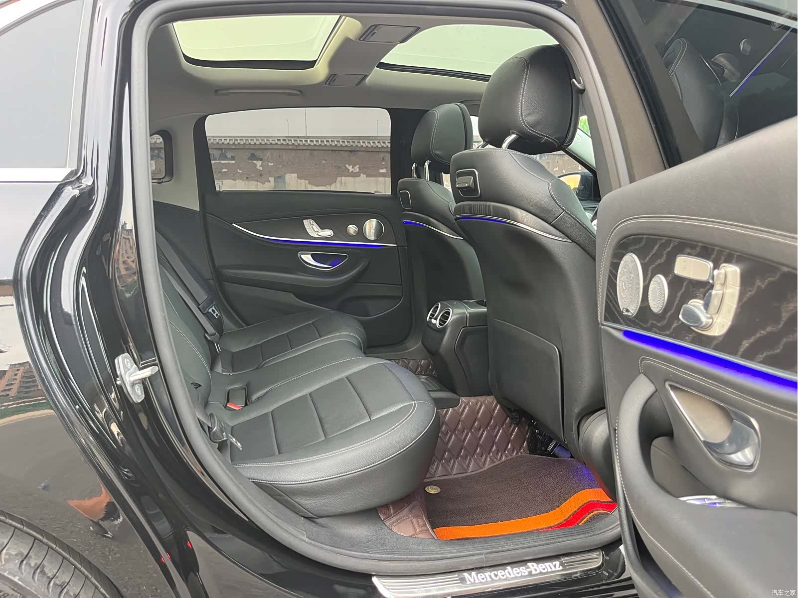 Mercedes-Benz E-Class, 2019 18