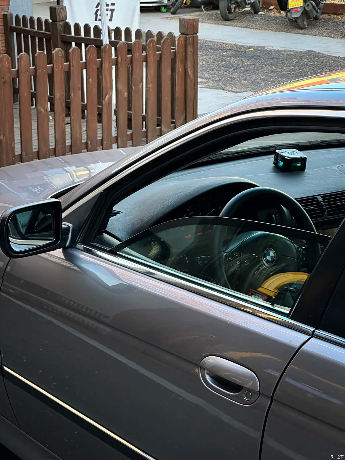 BMW 5 Series, 2000 12