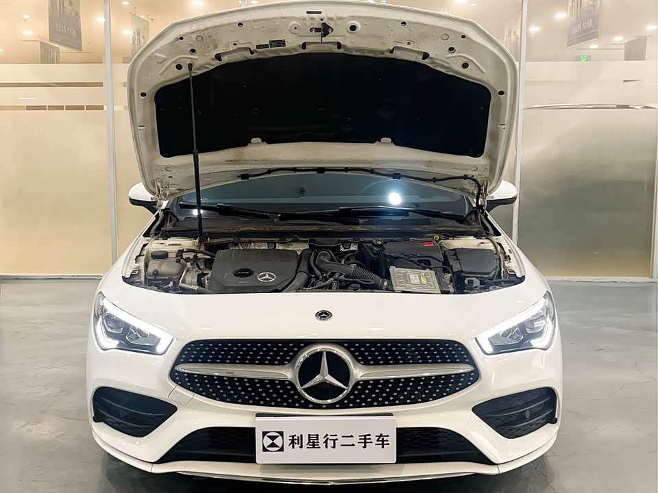 Mercedes-Benz CLA