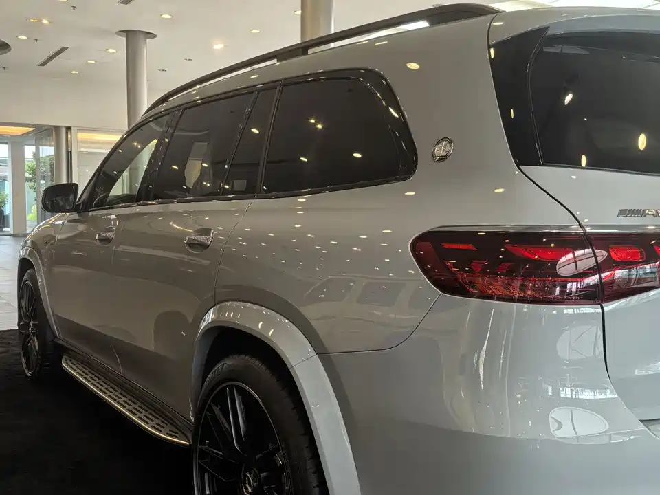 Mercedes-Benz GLS AMG