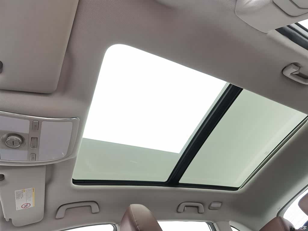 Zotye T600, 2015 14