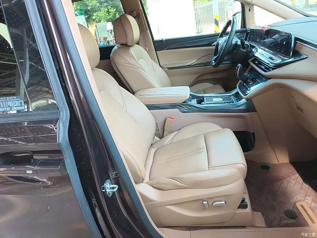 Buick GL8, 2021 25