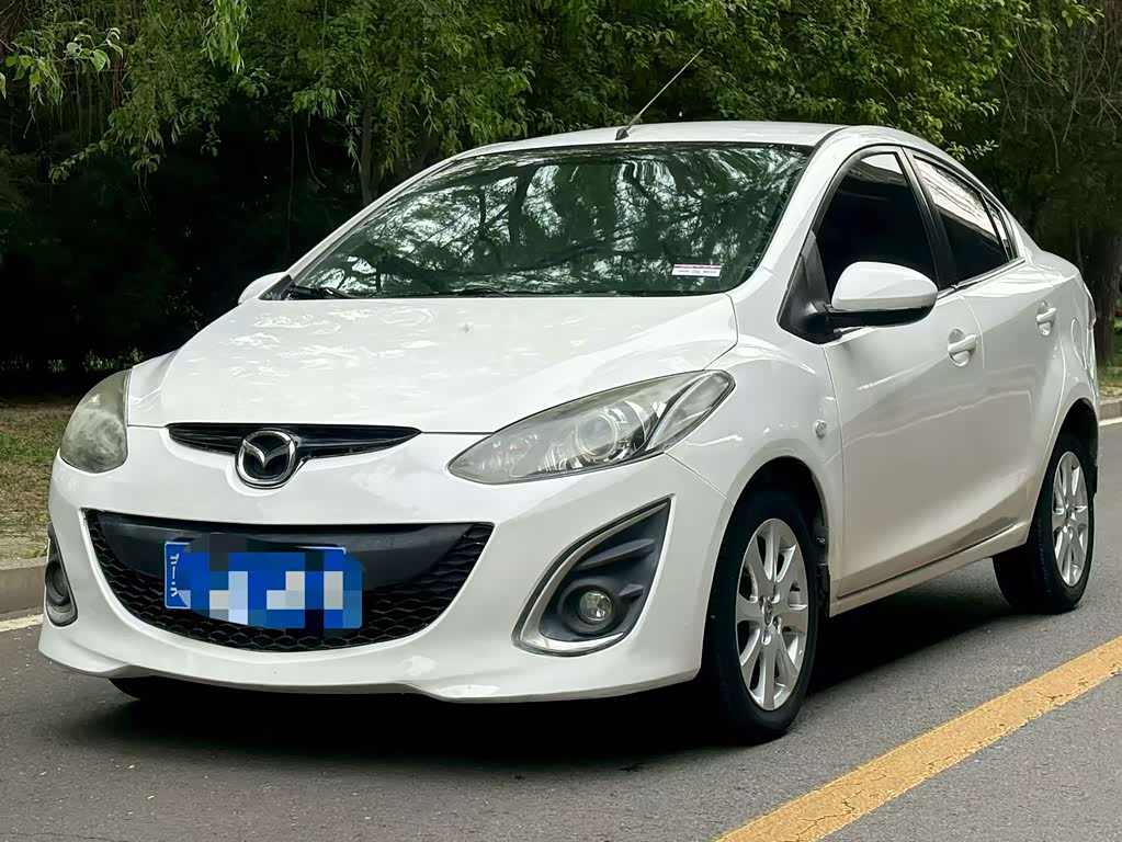Mazda 2