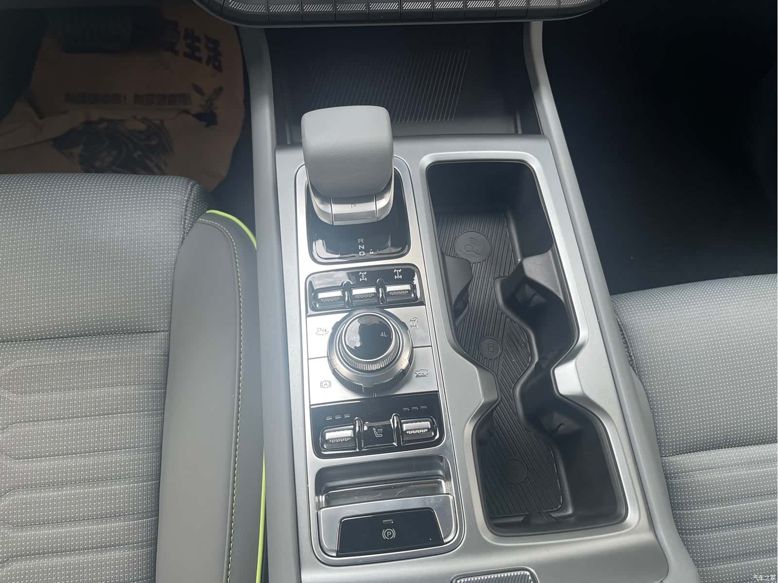 BAIC BJ40, 2025 11