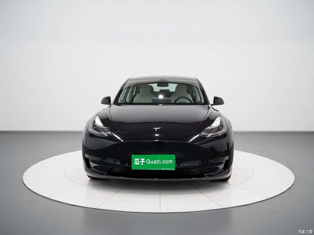Tesla Model Y, 2021 2