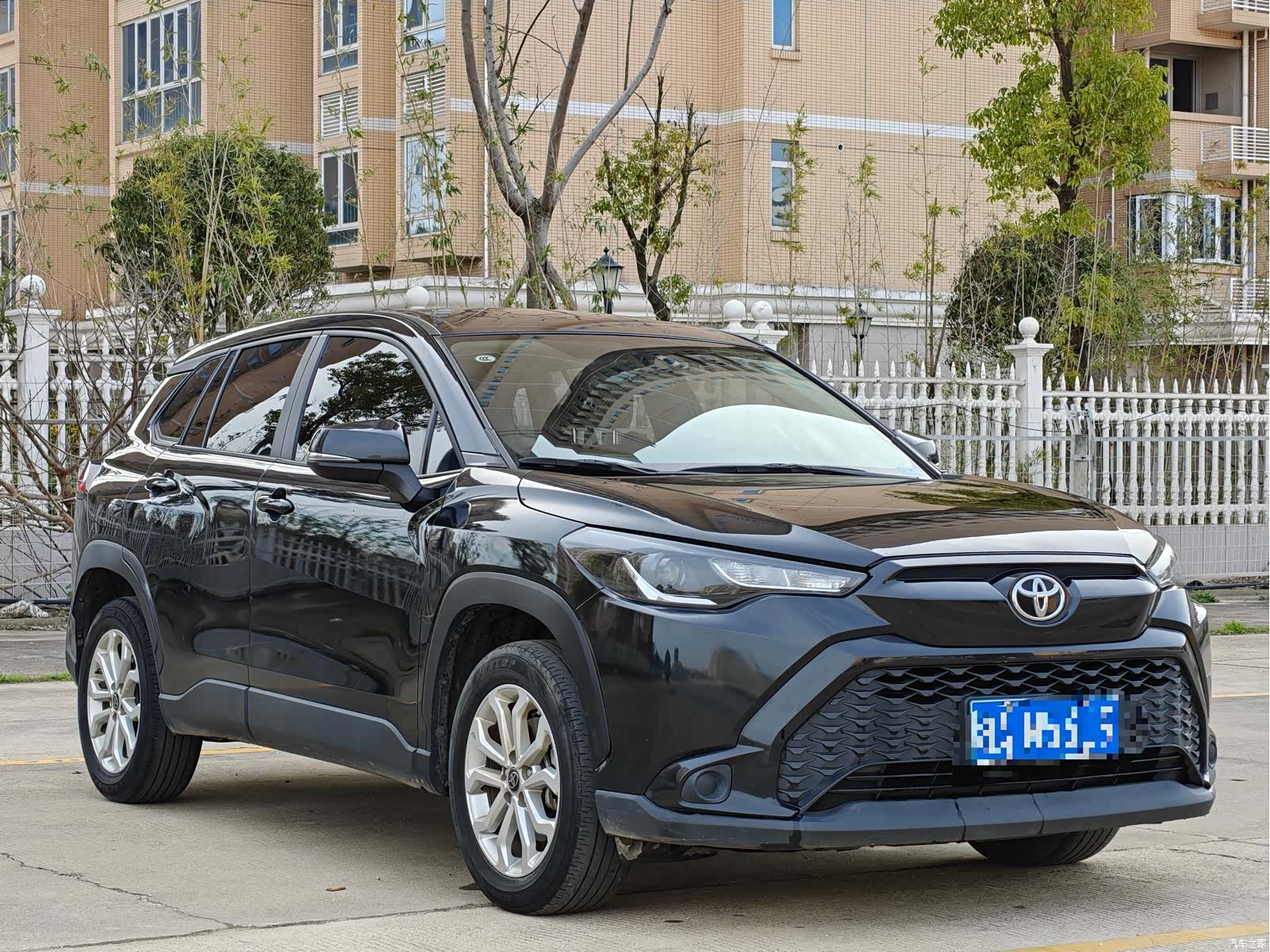 Toyota Frontlander, 2023 3