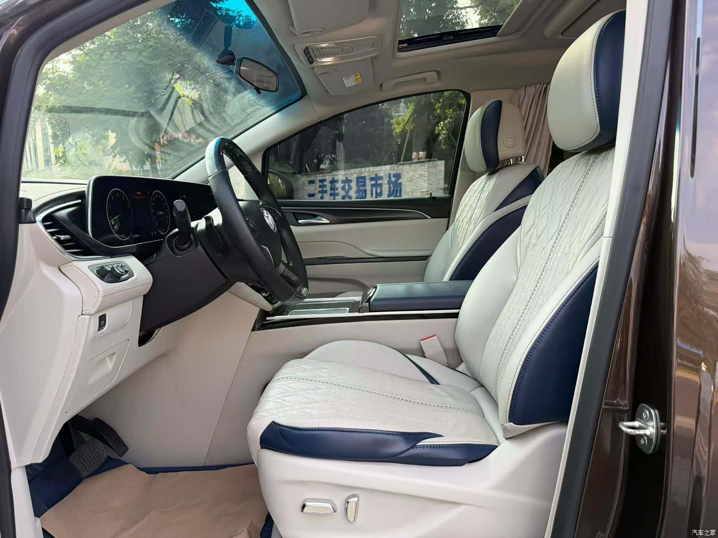 Buick GL8, 2021 9