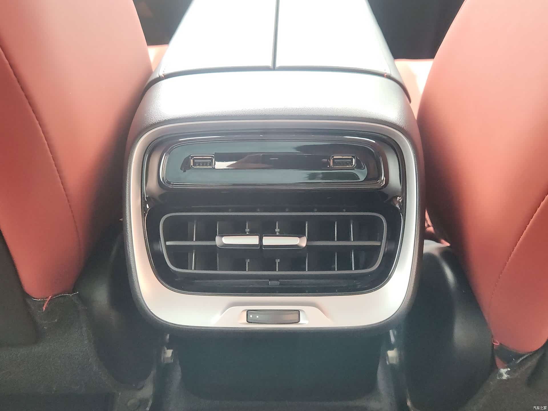 Xpeng P7, 2020 14