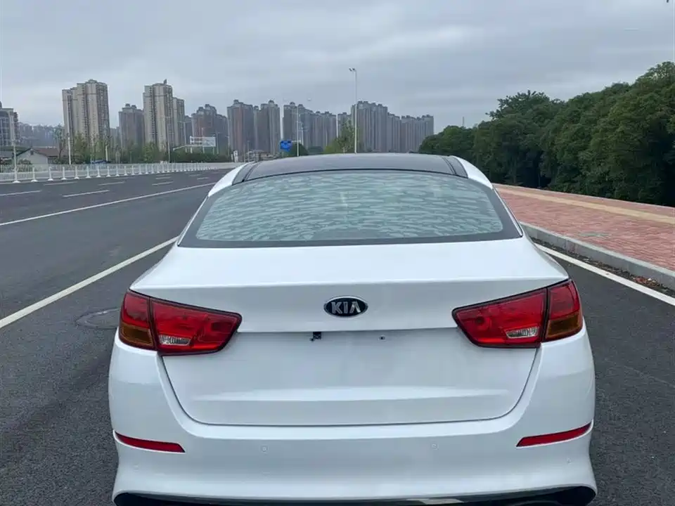 Kia K5