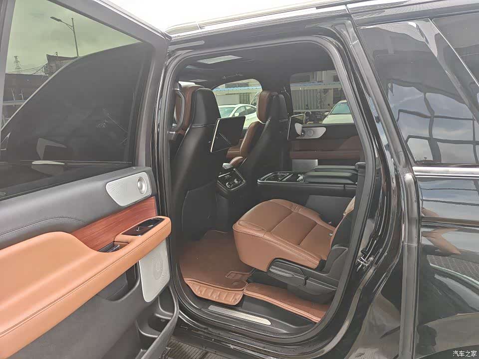 Lincoln Navigator, 2019 6