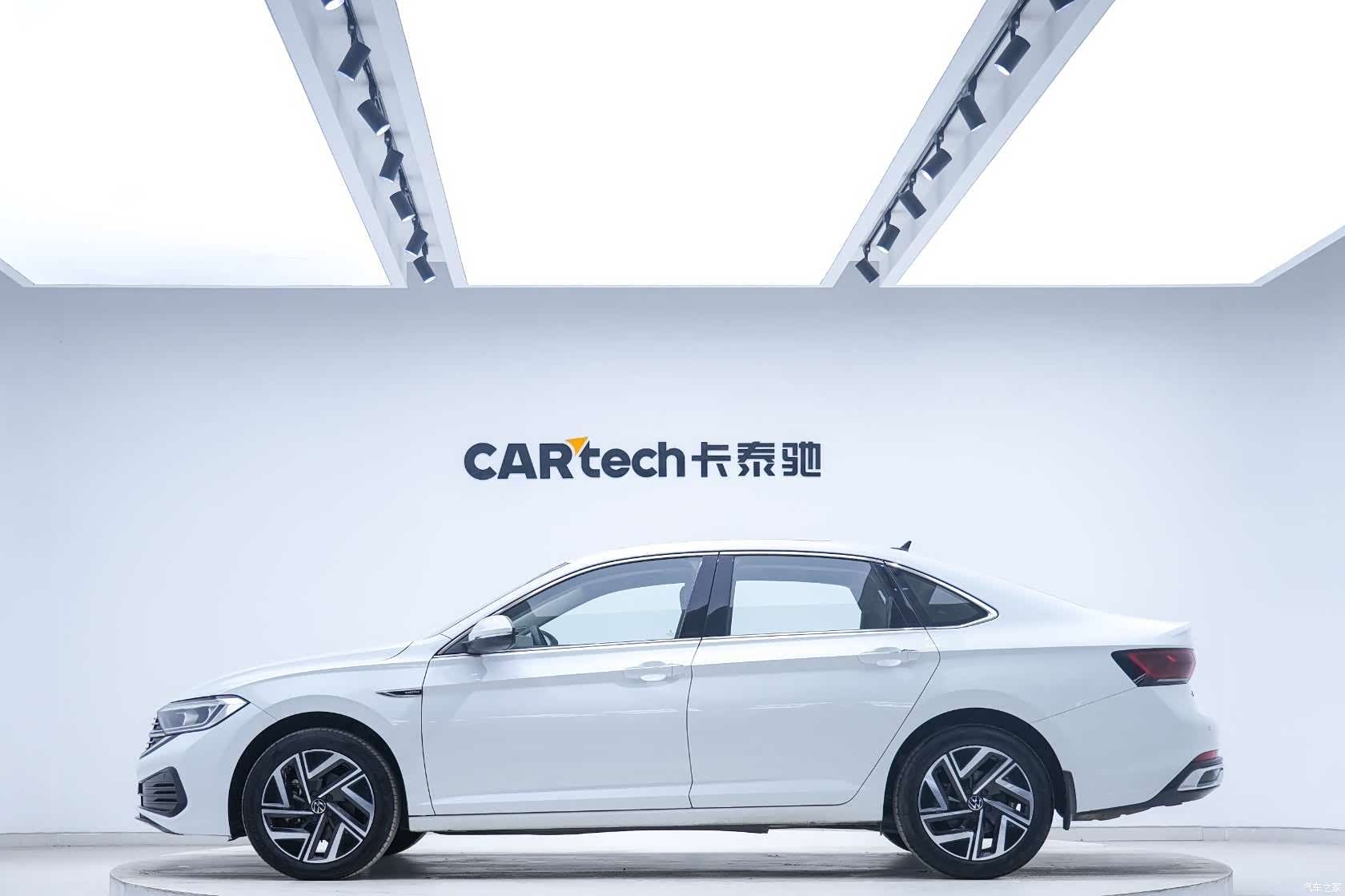 Volkswagen Sagitar, 2022 2