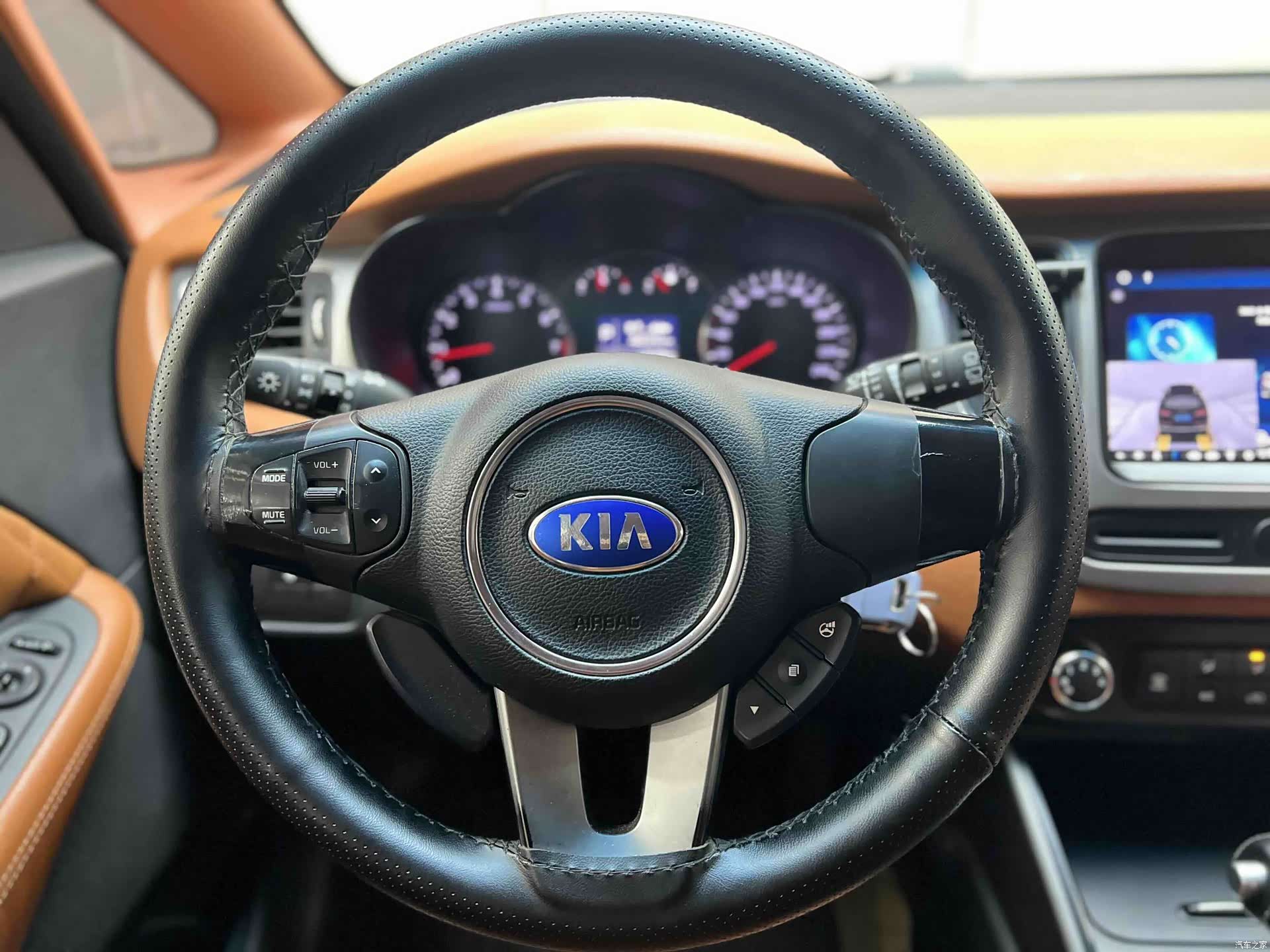 Kia 7, 2014 6
