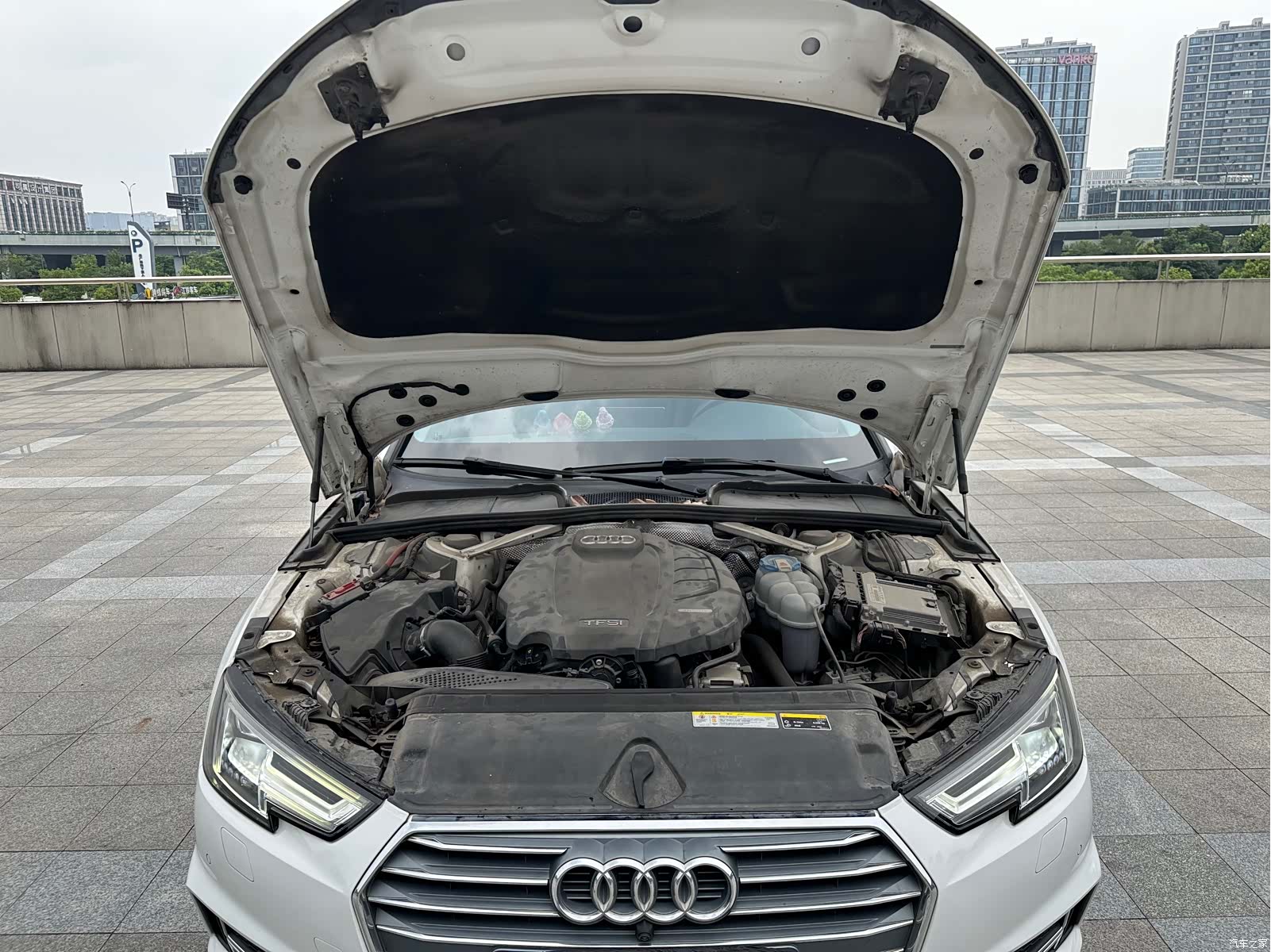 Audi A4L, 2018 28