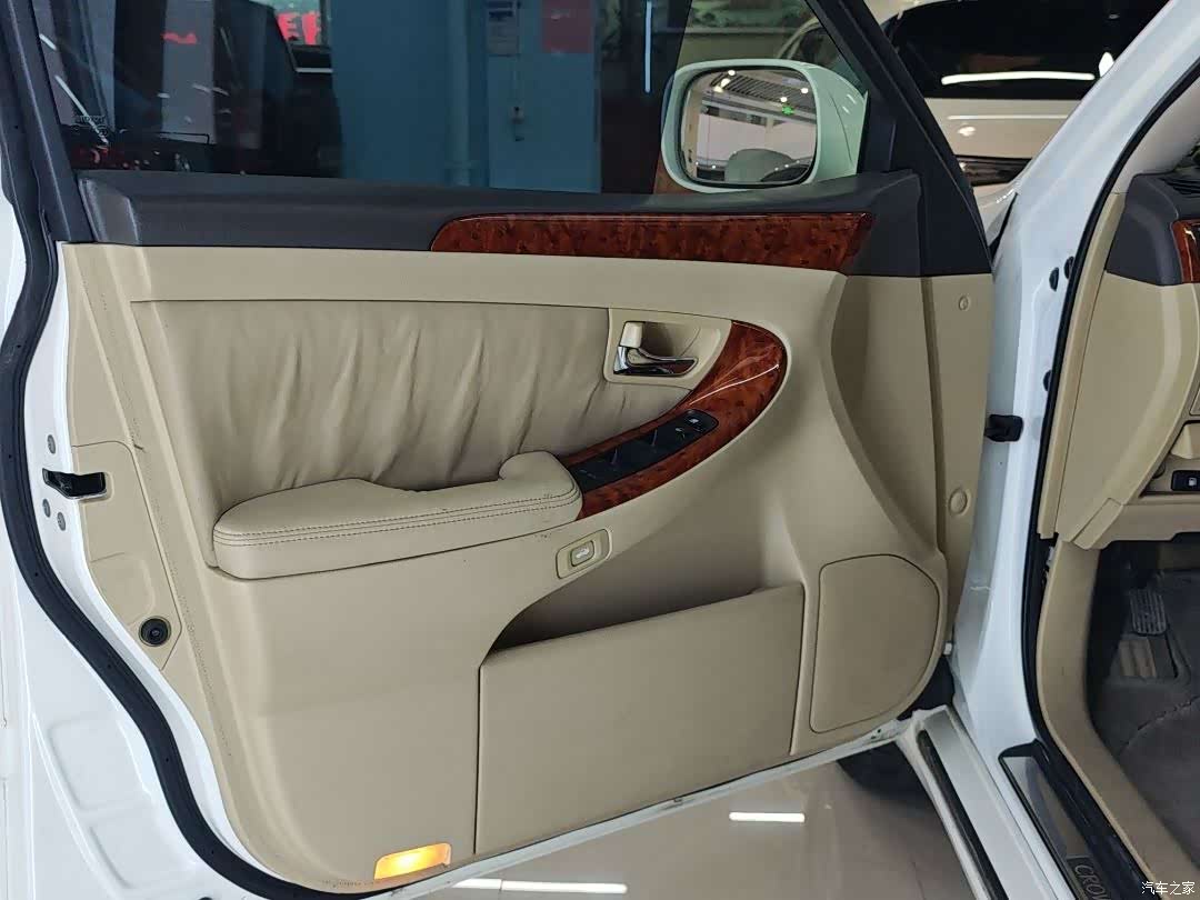 Toyota Crown, 2007 9