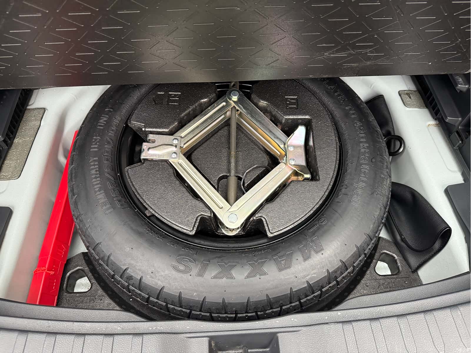 Toyota RAV4, 2024 13