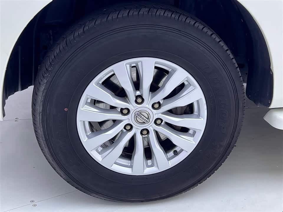 Nissan Toure
