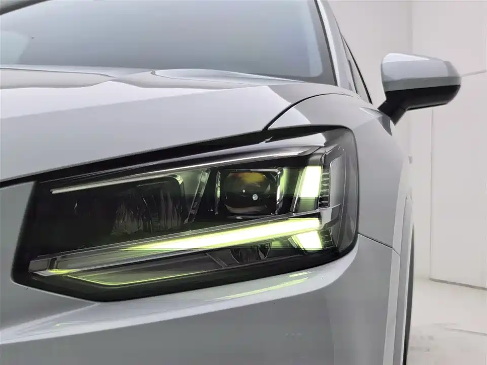 Audi Q2L Audi Q2L