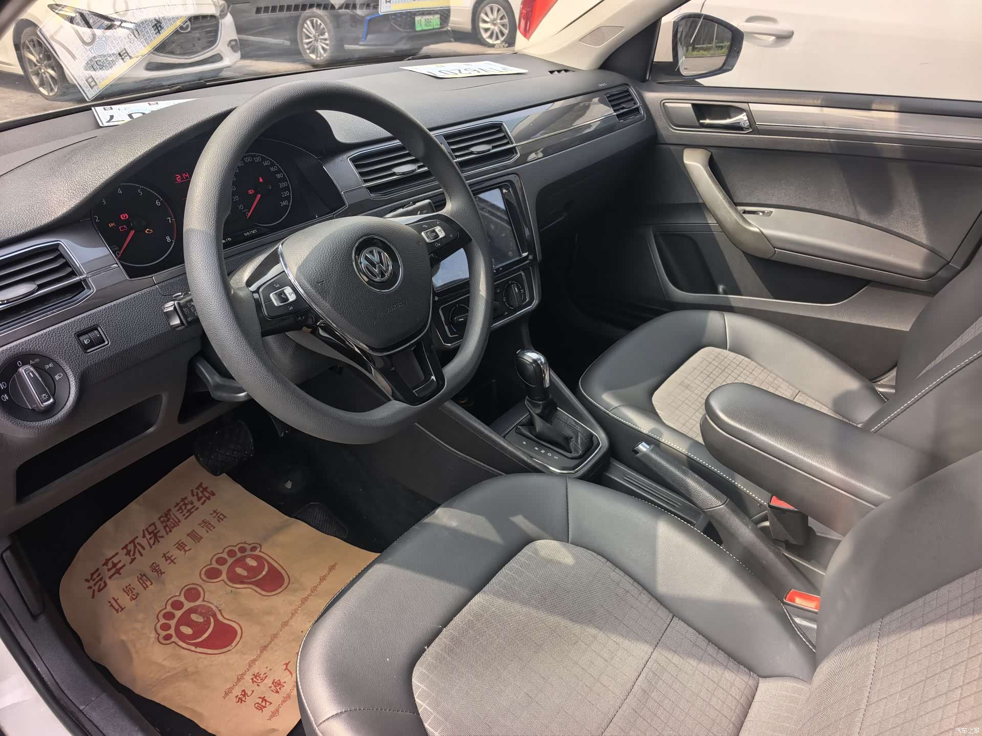 Volkswagen Santana, 2018 10