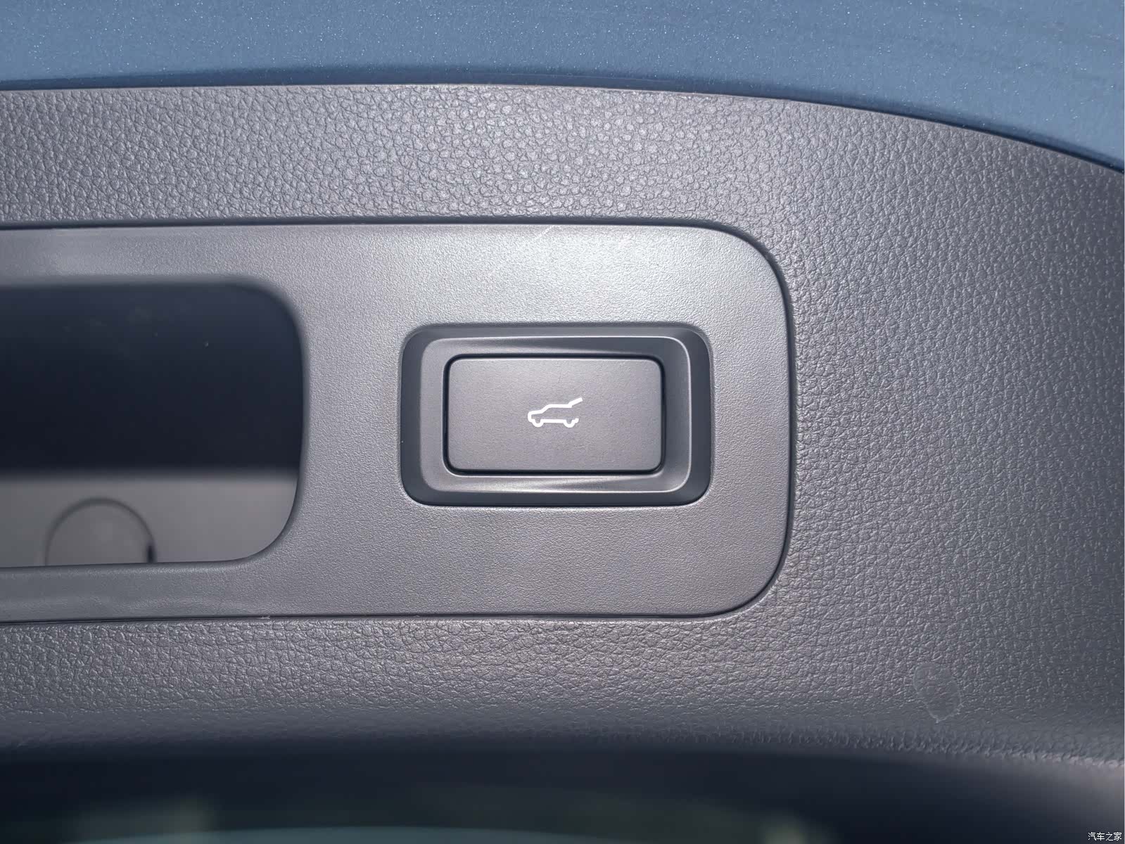 Ford Equator Sport, 2022 18
