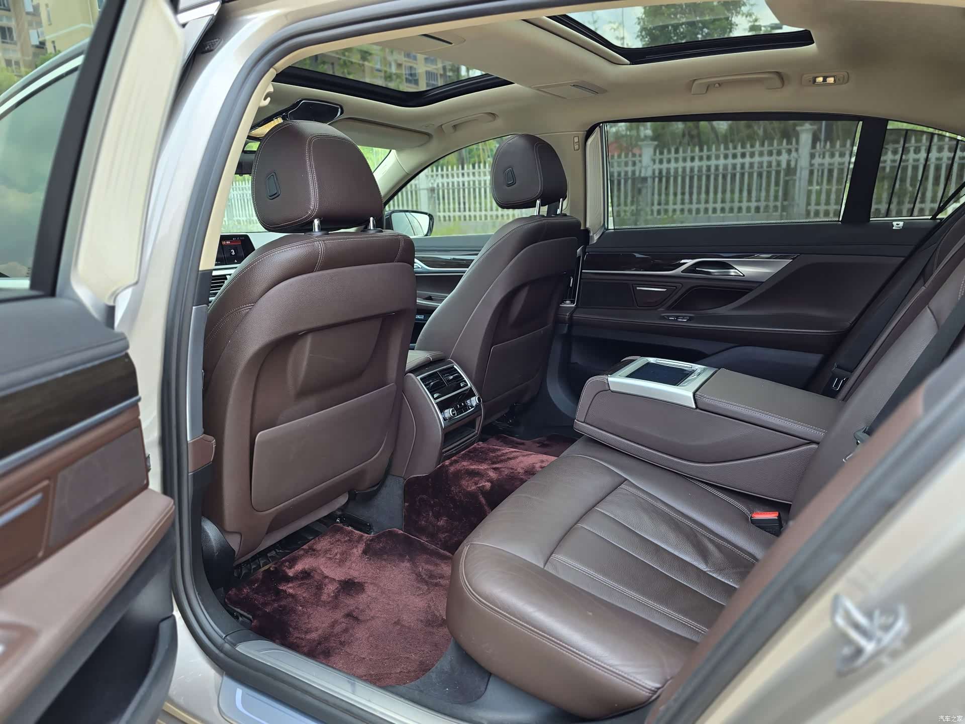 BMW 7 Series, 2016 6