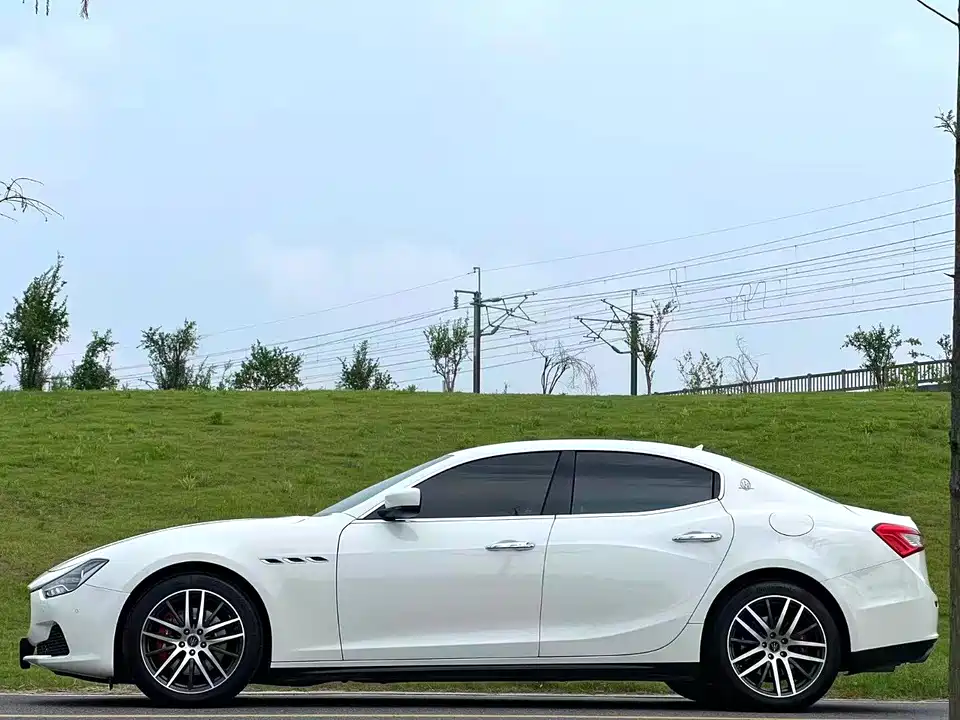 Maserati Ghibli