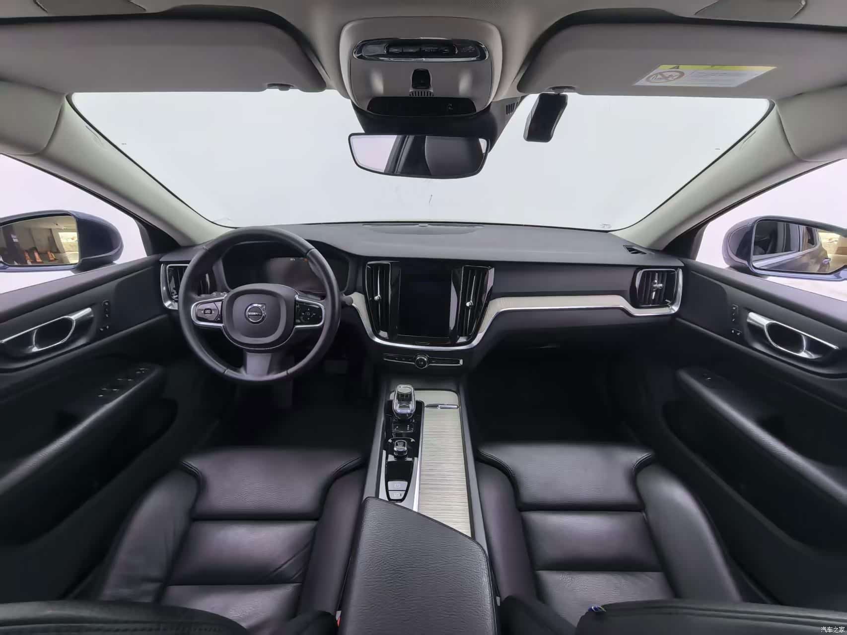 Volvo S60, 2021 11