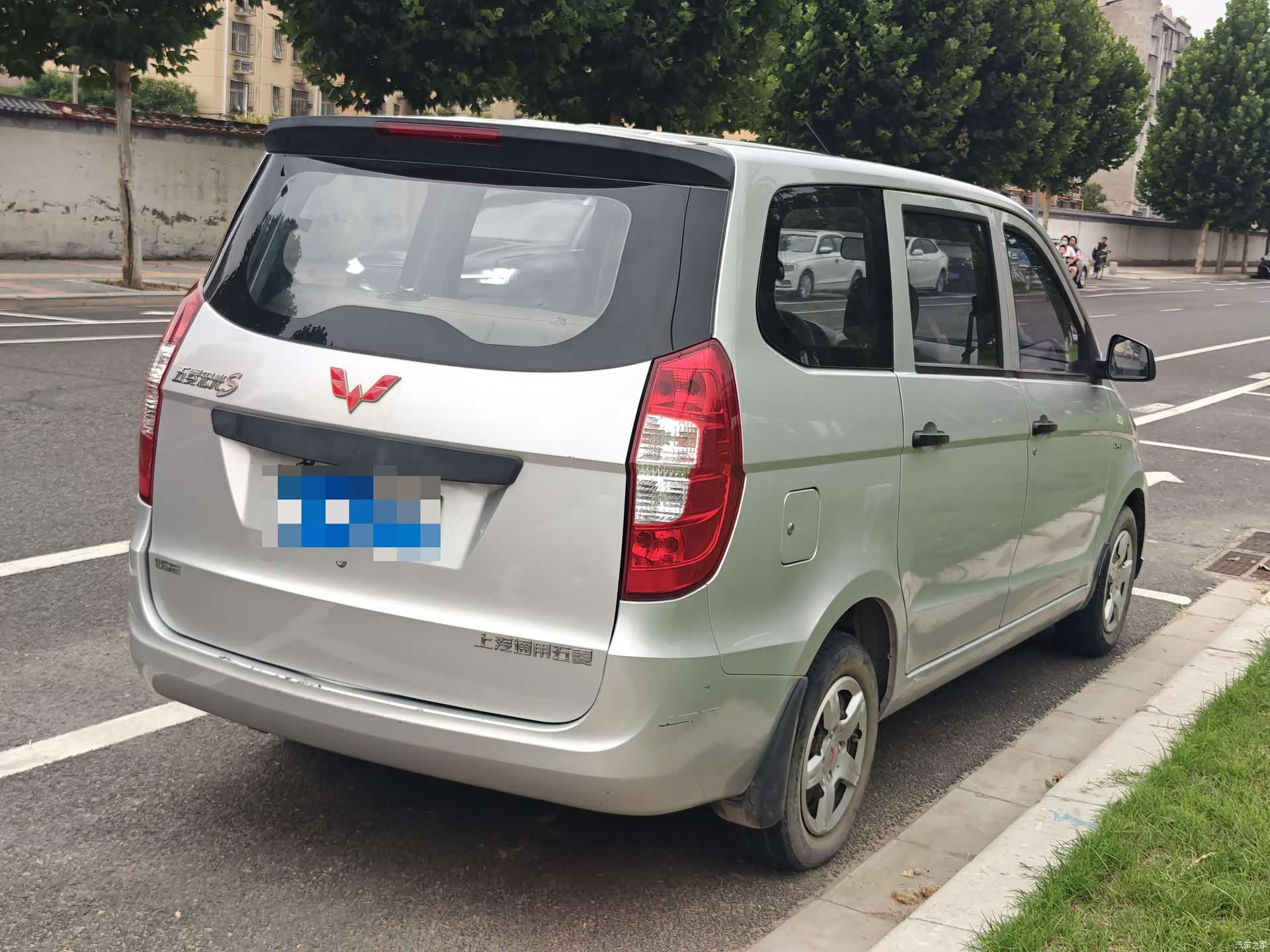 Wuling Hongguang, 2016 4